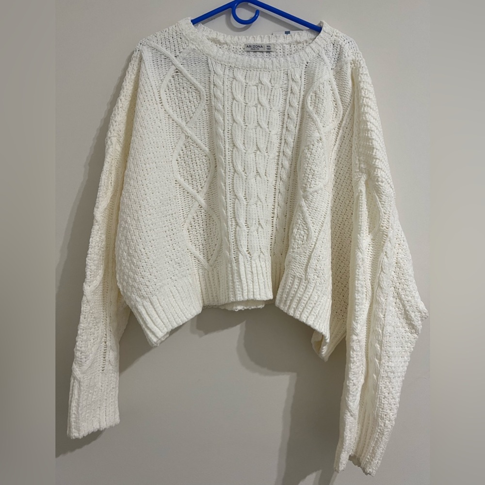 NWT Arizona cableknit sweater